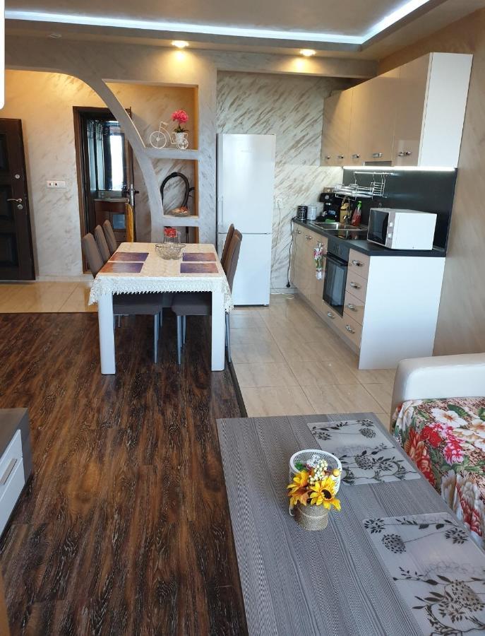 Sunshine Apartment Поморіє Екстер'єр фото
