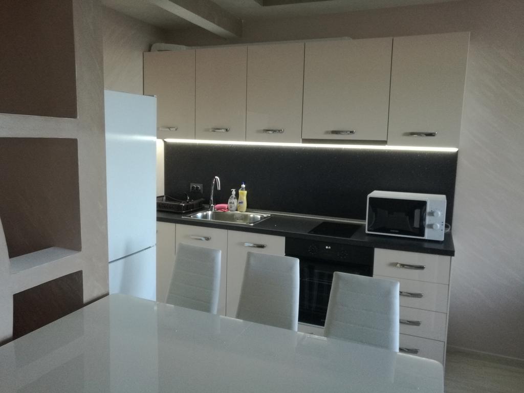Sunshine Apartment Поморіє Екстер'єр фото