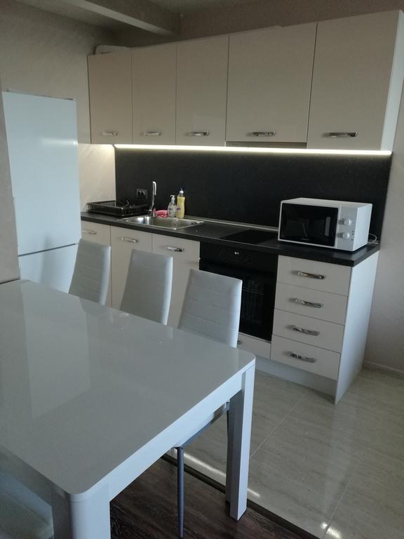 Sunshine Apartment Поморіє Екстер'єр фото